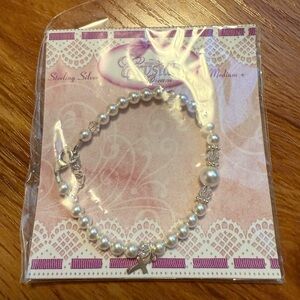 Elegant Sterling Silver Pearl Bracelet